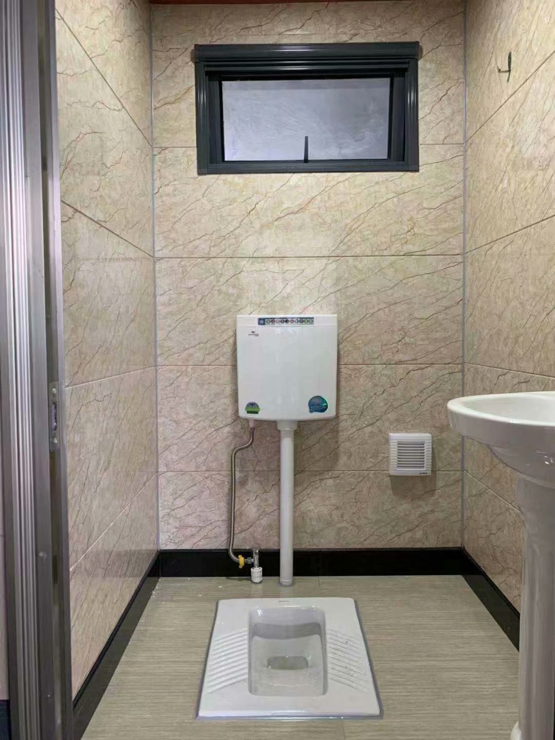 钢结构移动厕所 水冲直排式移动厕所 发泡式钢结构移动厕所