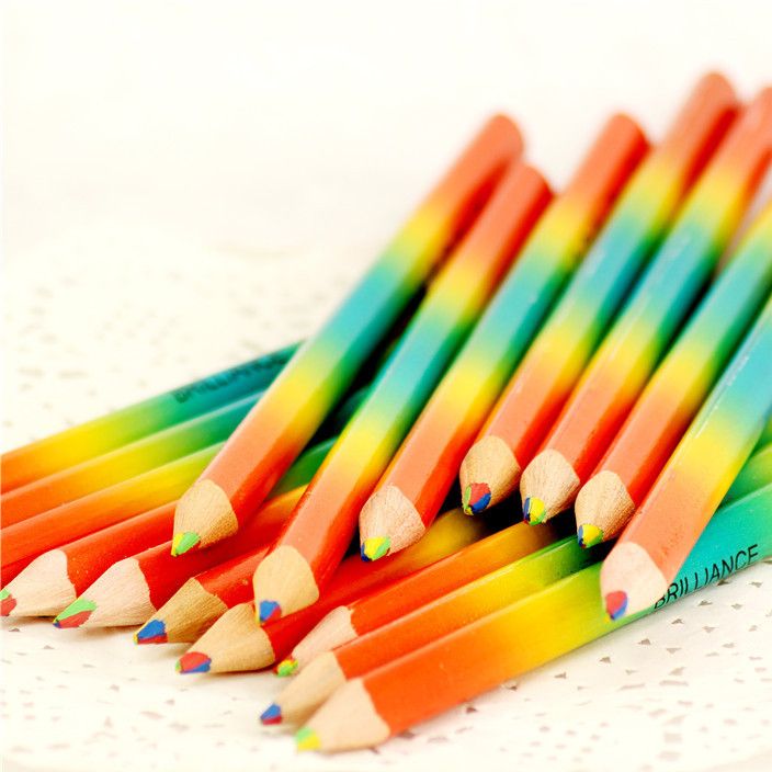 厂家直销创意环保木制彩色铅笔涂鸦粗多色芯三角形四色同芯彩虹笔