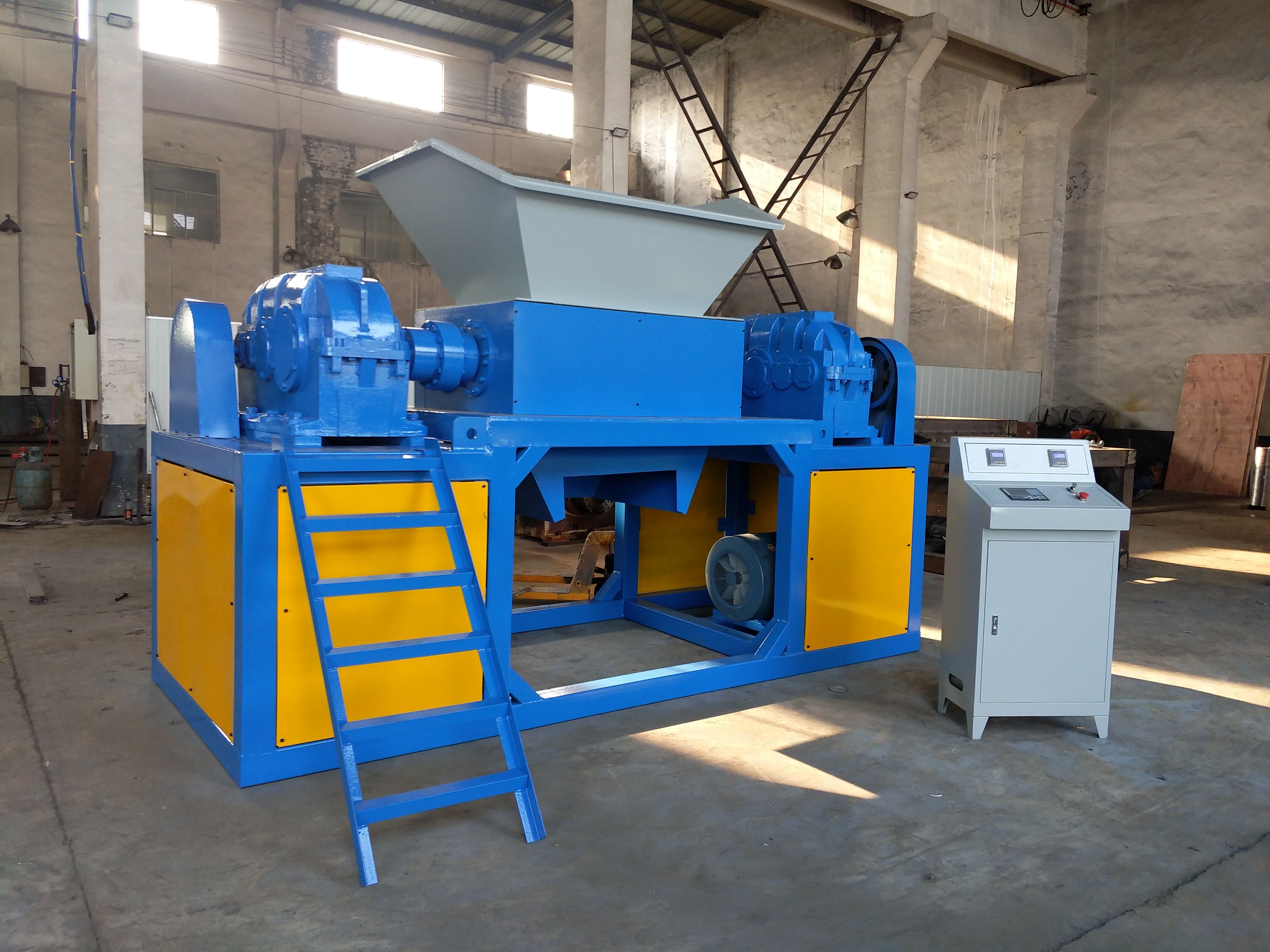 四轴撕碎机| 四轴撕碎机 家电撕碎机价格低 废料粉碎机质量好| 废钢