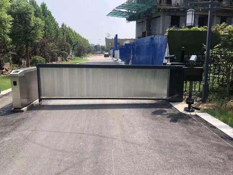 防盗门,防火门,翻板门,防爆门,工程门,工业门,伸缩门,道闸,闸机,车库