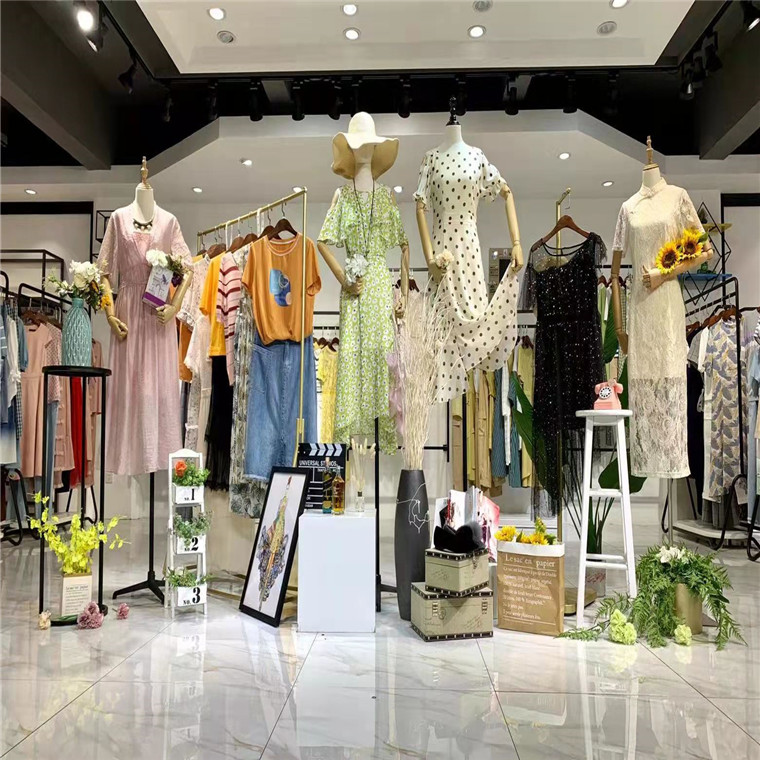 广州知名女装 广州服装批发市场 秋冬时尚女装 简约文艺 货源-连衣裙