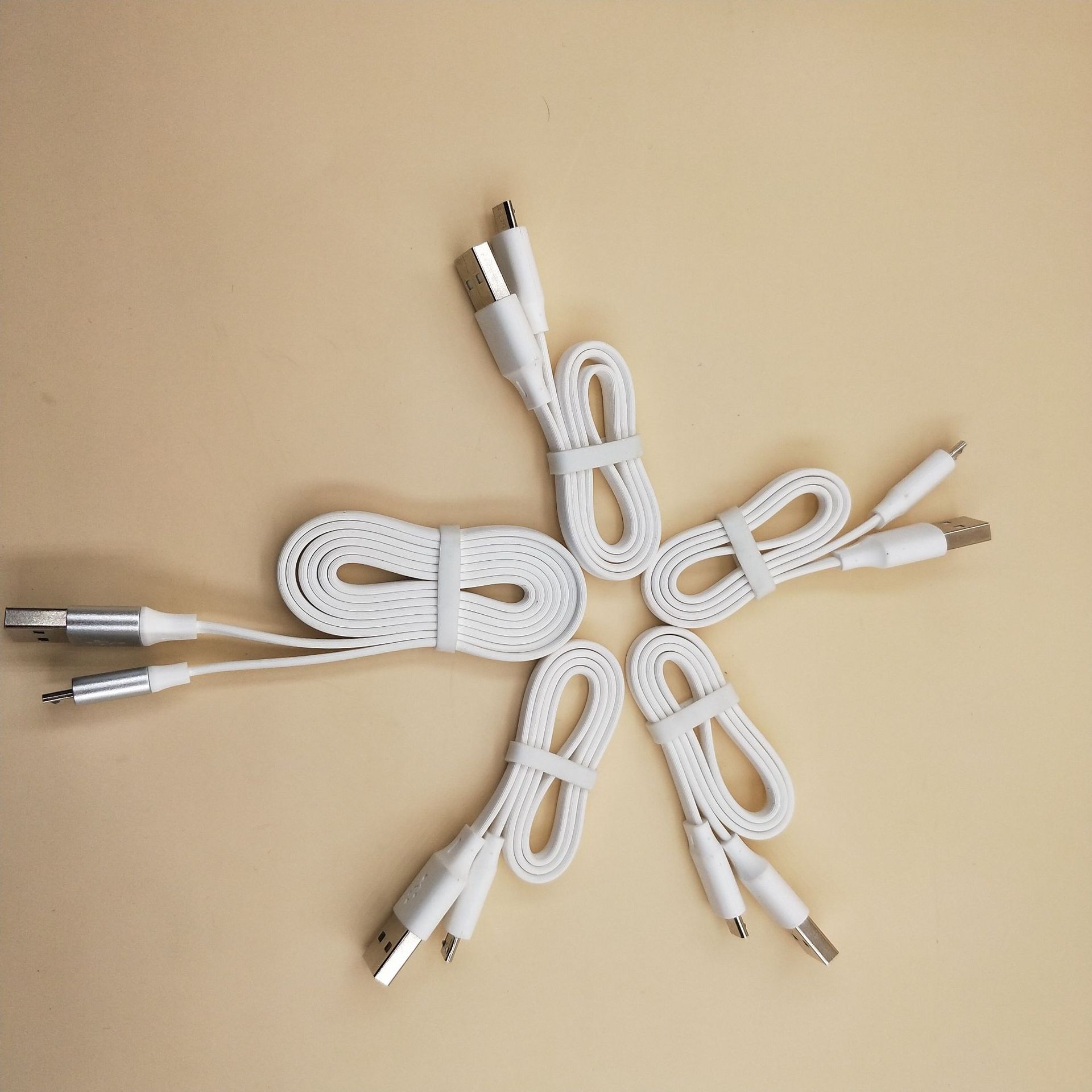 厂家直销tpe数据线 2a快充充电线安卓面条线适用于type-c苹果手机